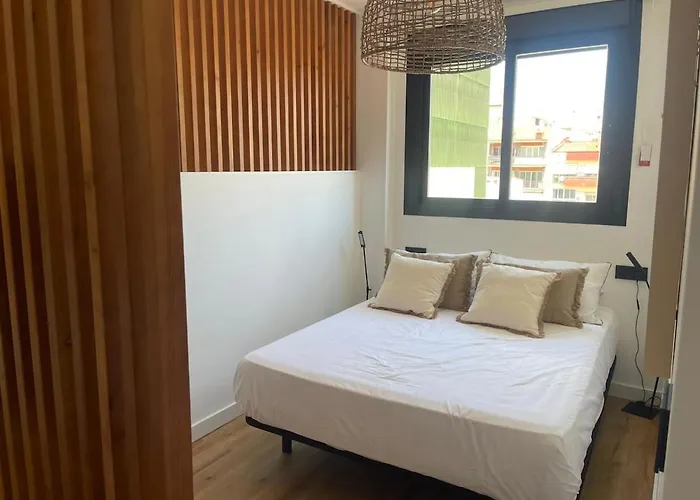 Appartamento New In Downtown - 11 Nights Minimum *